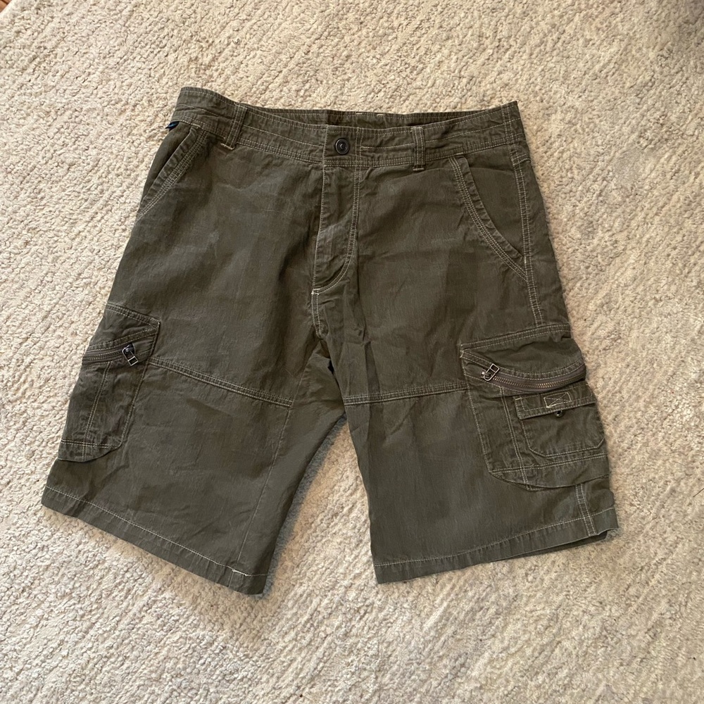 Kuhl Green Cargo Shorts with Relaxed Fit / Vintage Patinadye